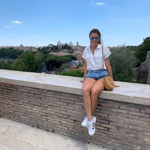 Meet your Posher, Alison